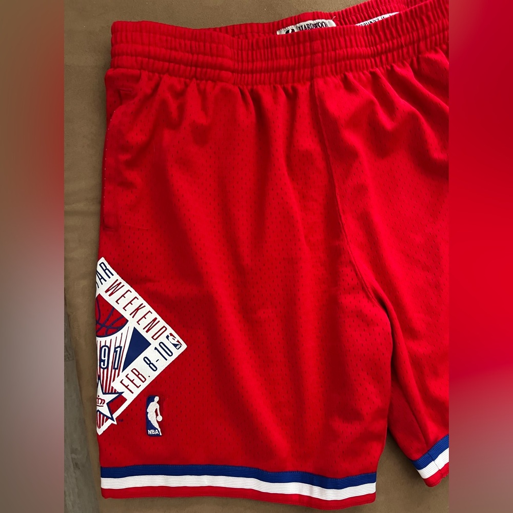 Mitchell & Ness Throwback Authentic Basketball Sh… - image 3